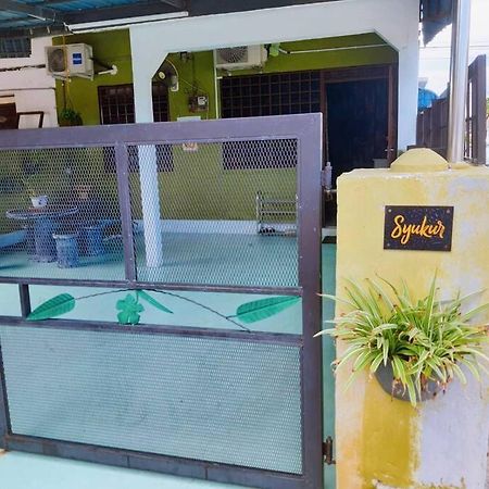Syukur Homestay Ipoh Exterior foto